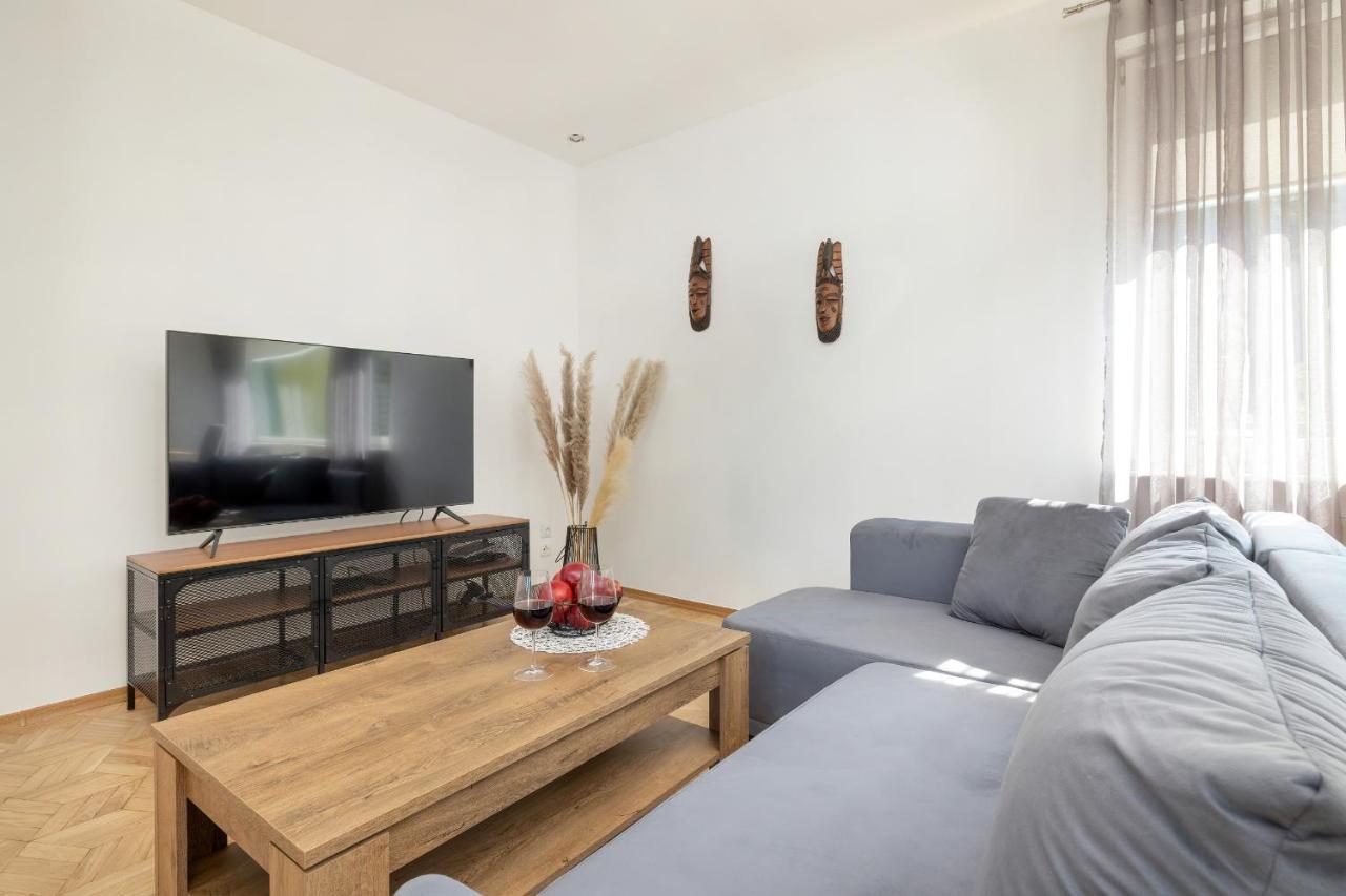 Bright & Spacious Family Apartment In Miedzyzdroje With Parking And 3 Balconies By Noclegi Renters Extérieur photo