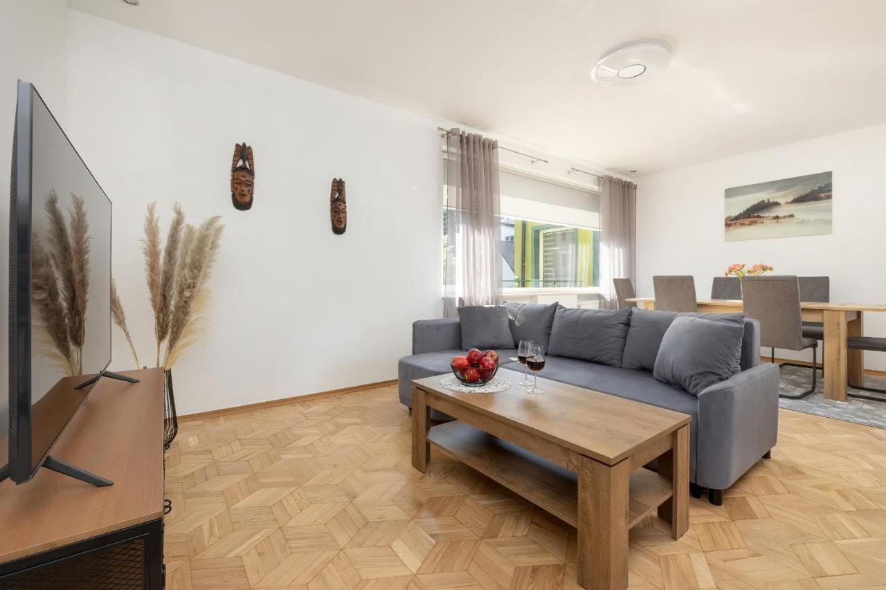 Bright & Spacious Family Apartment In Miedzyzdroje With Parking And 3 Balconies By Noclegi Renters Extérieur photo